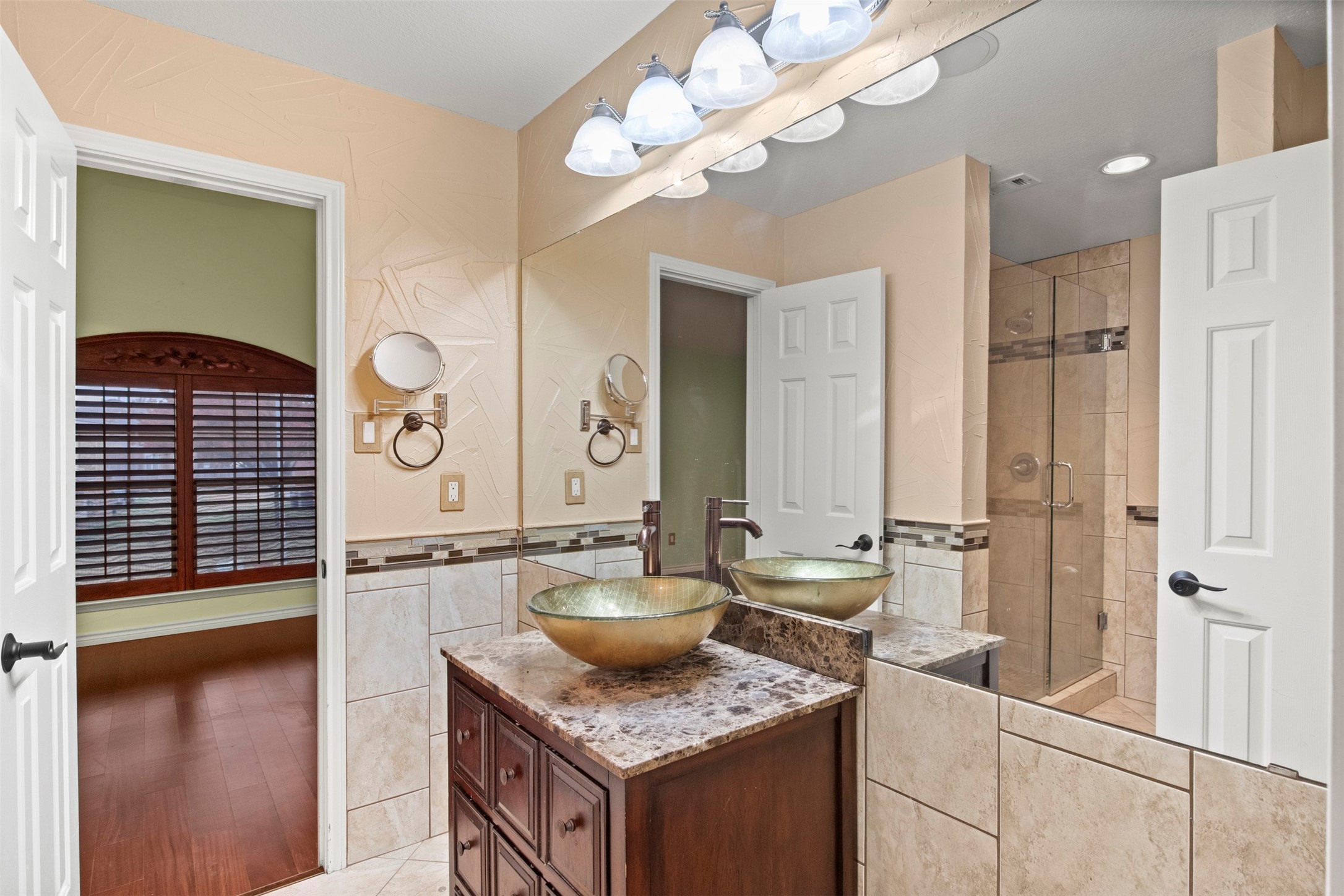 808 Sabona Drive Desoto TX 75115