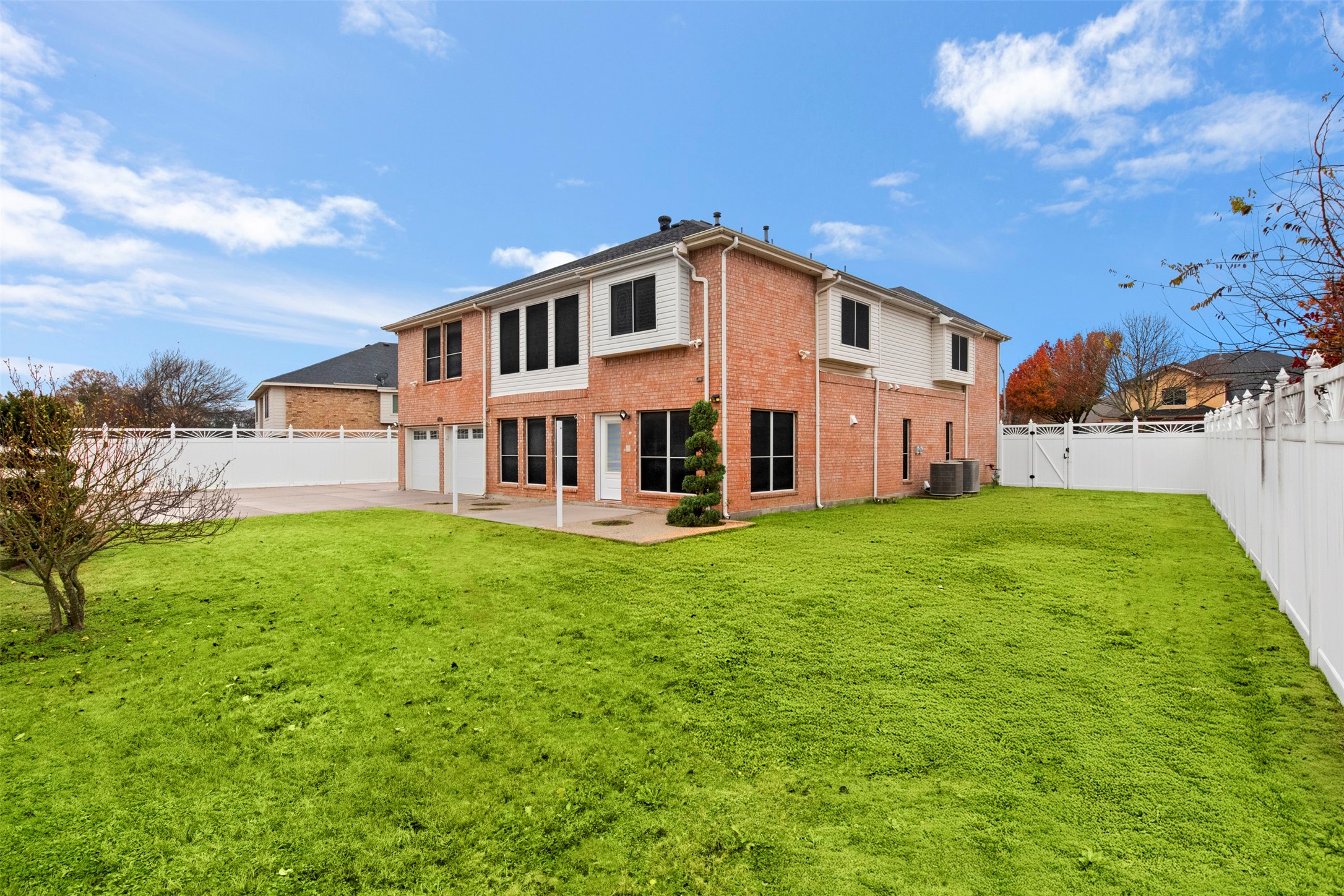 808 Sabona Drive Desoto TX 75115