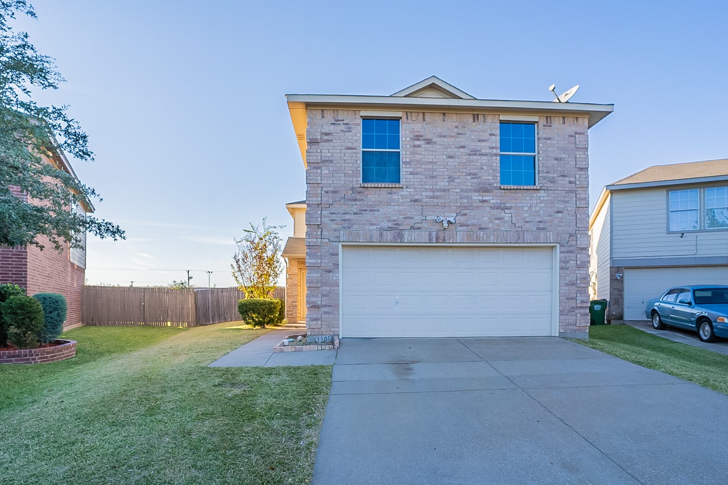 3501 Louise Lane Balch Springs TX 75180