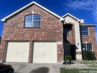 1316 Clearwater Drive Grand Prairie TX 75052