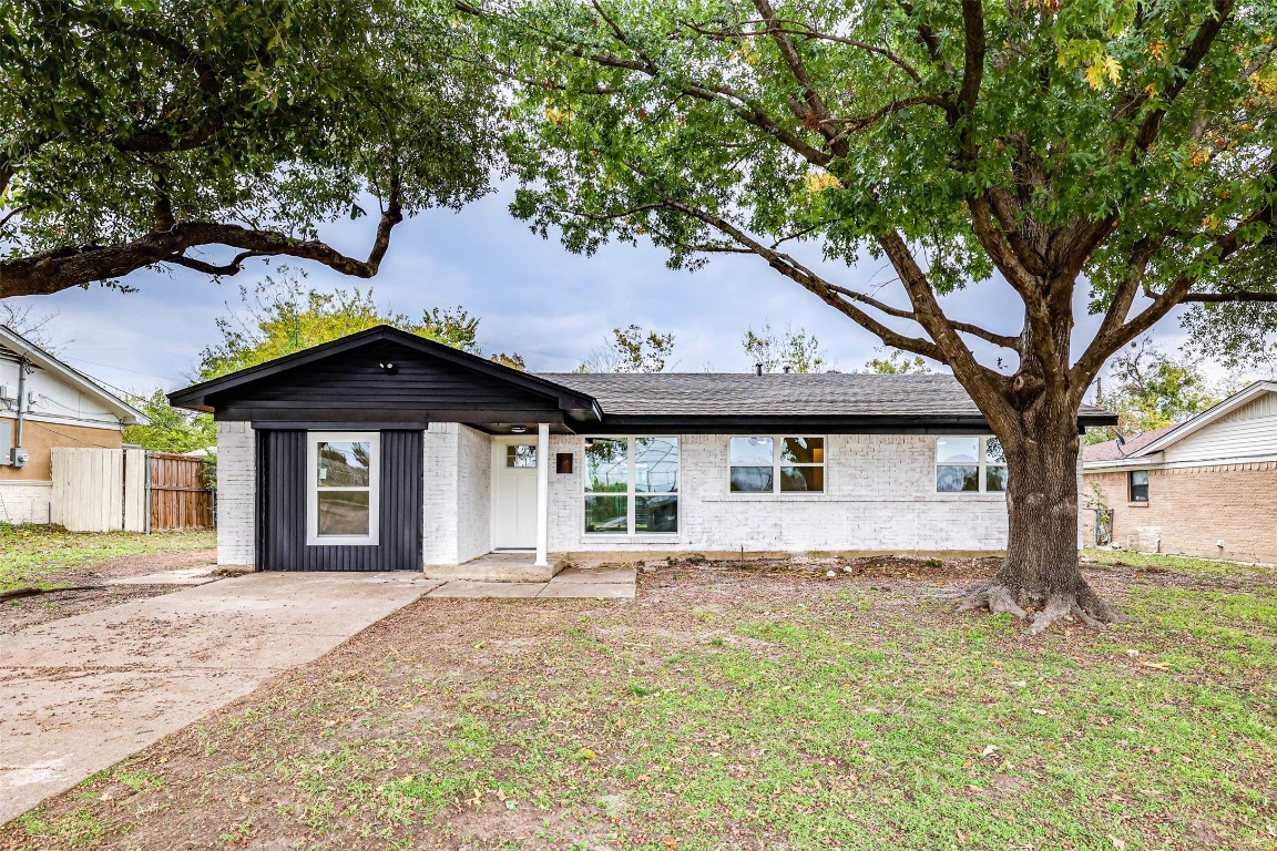 912 Lee Street Mesquite TX 75149