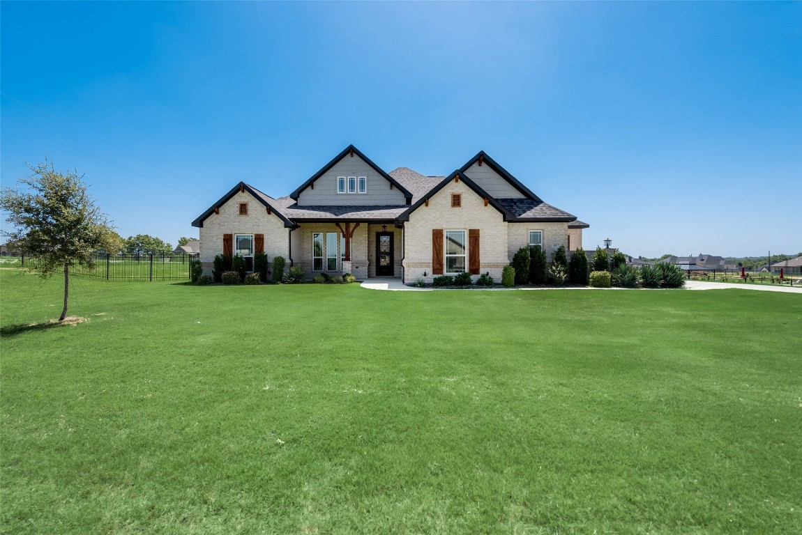 417 Christian Way Azle TX 76020