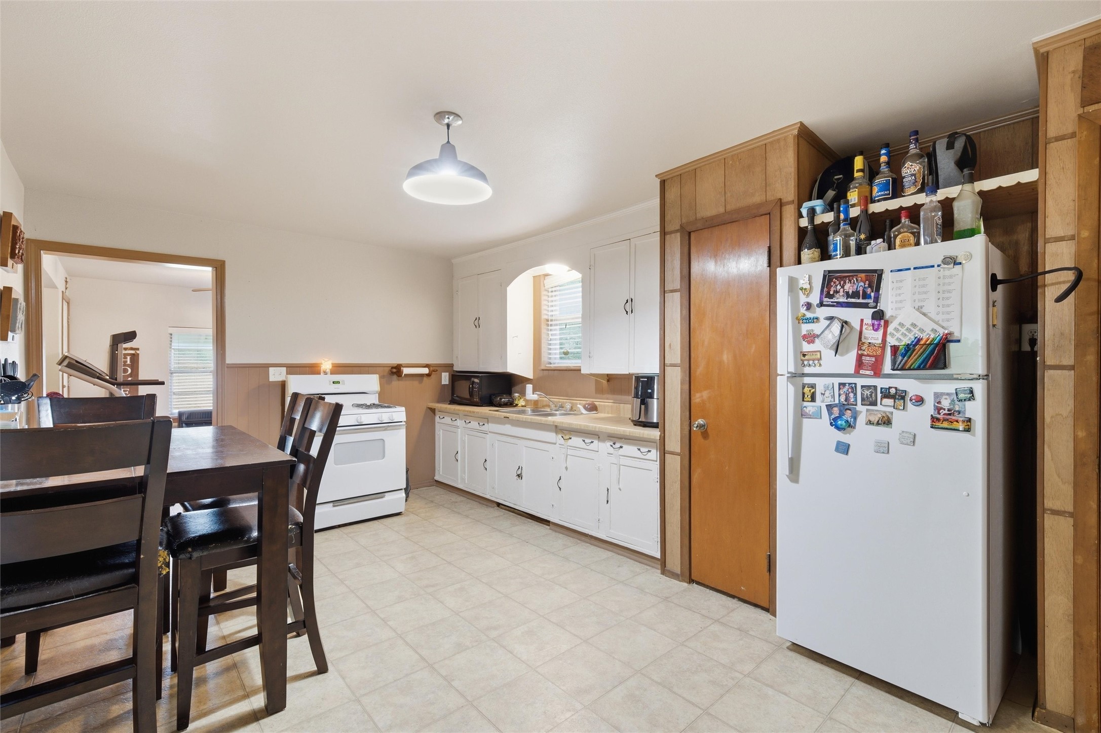 808 N Reagan Street West TX 76691