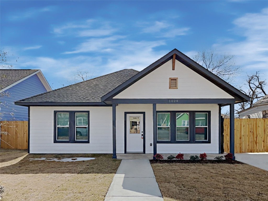 1028 E Leuda Street Fort Worth TX 76104