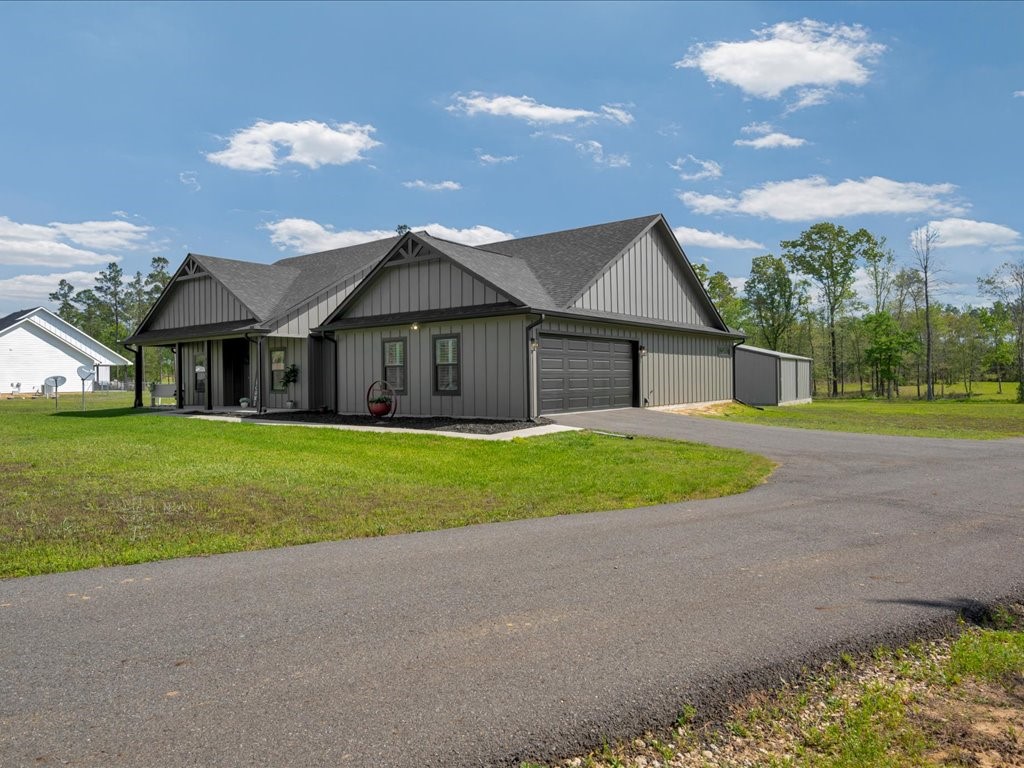 1105 Cc Road Diboll TX 75941
