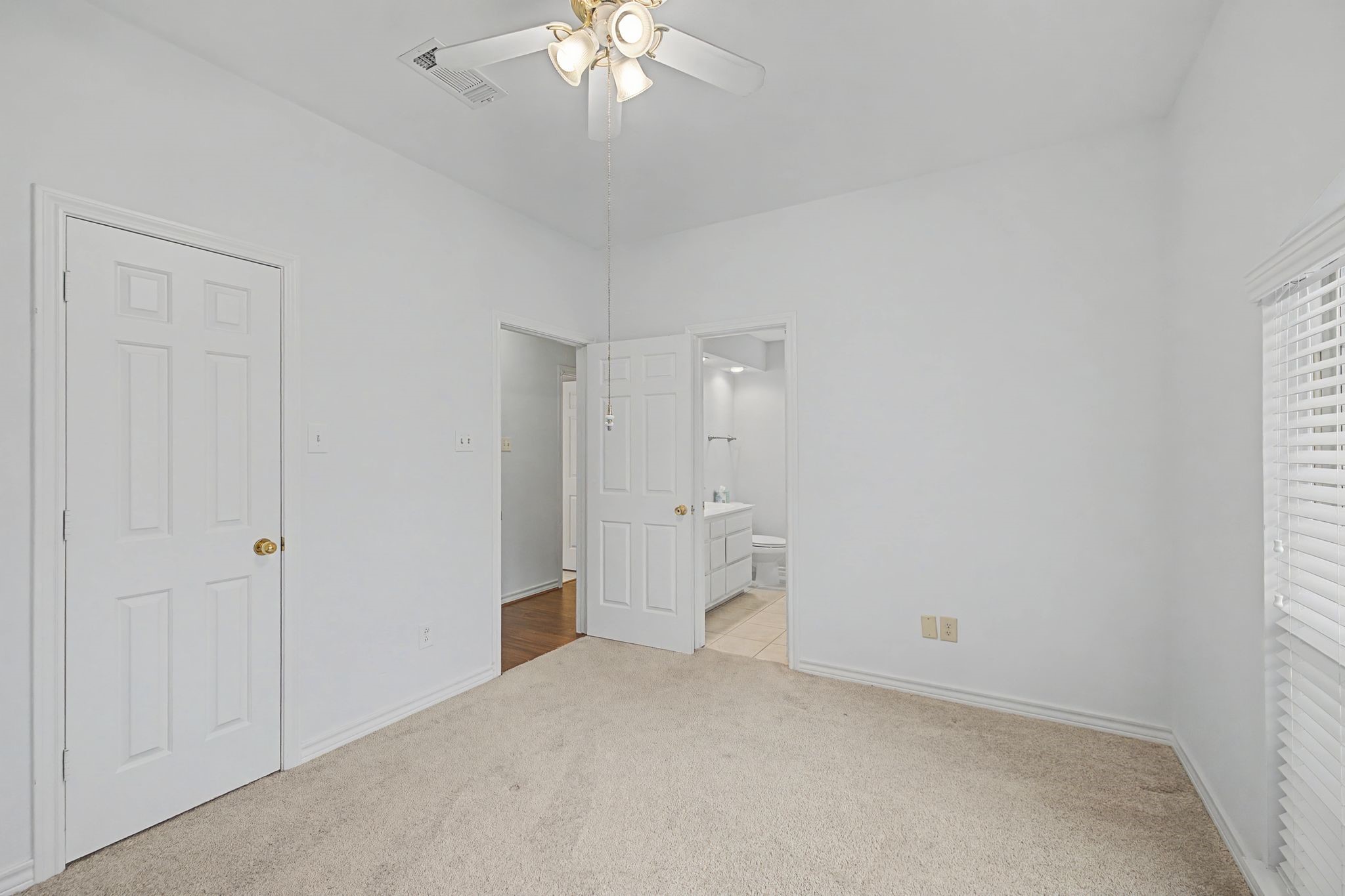 7513 Ramble Wood Trail Fort Worth TX 76132