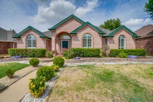 2209 Heather Ridge Lane Garland TX 75040