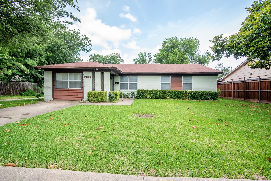 2913 Sanders Drive Garland TX 75042