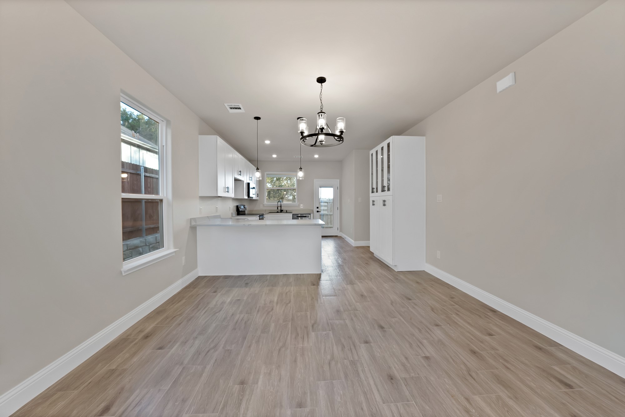 5712 San Jacinto Drive Granbury TX 76048