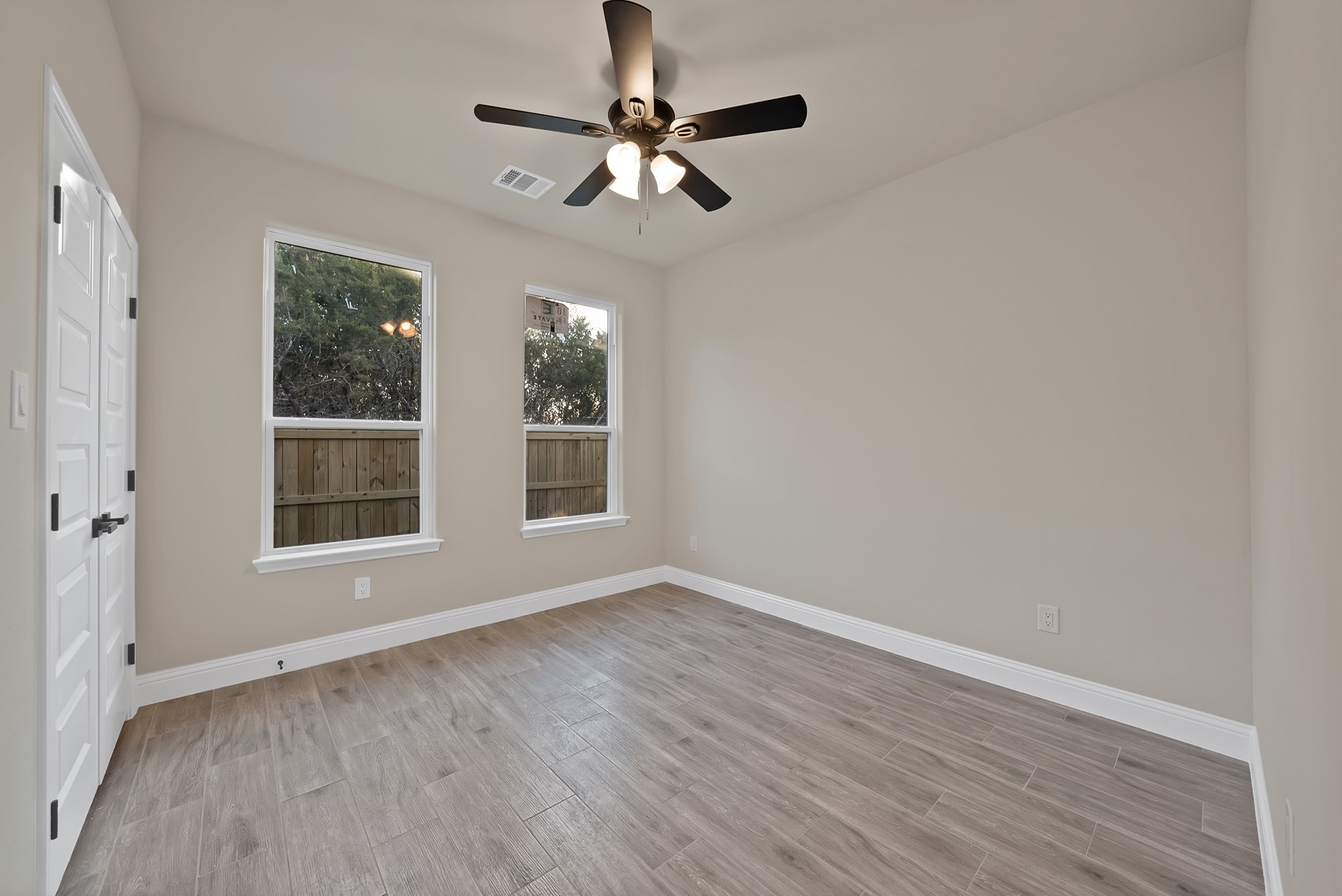 5712 San Jacinto Drive Granbury TX 76048