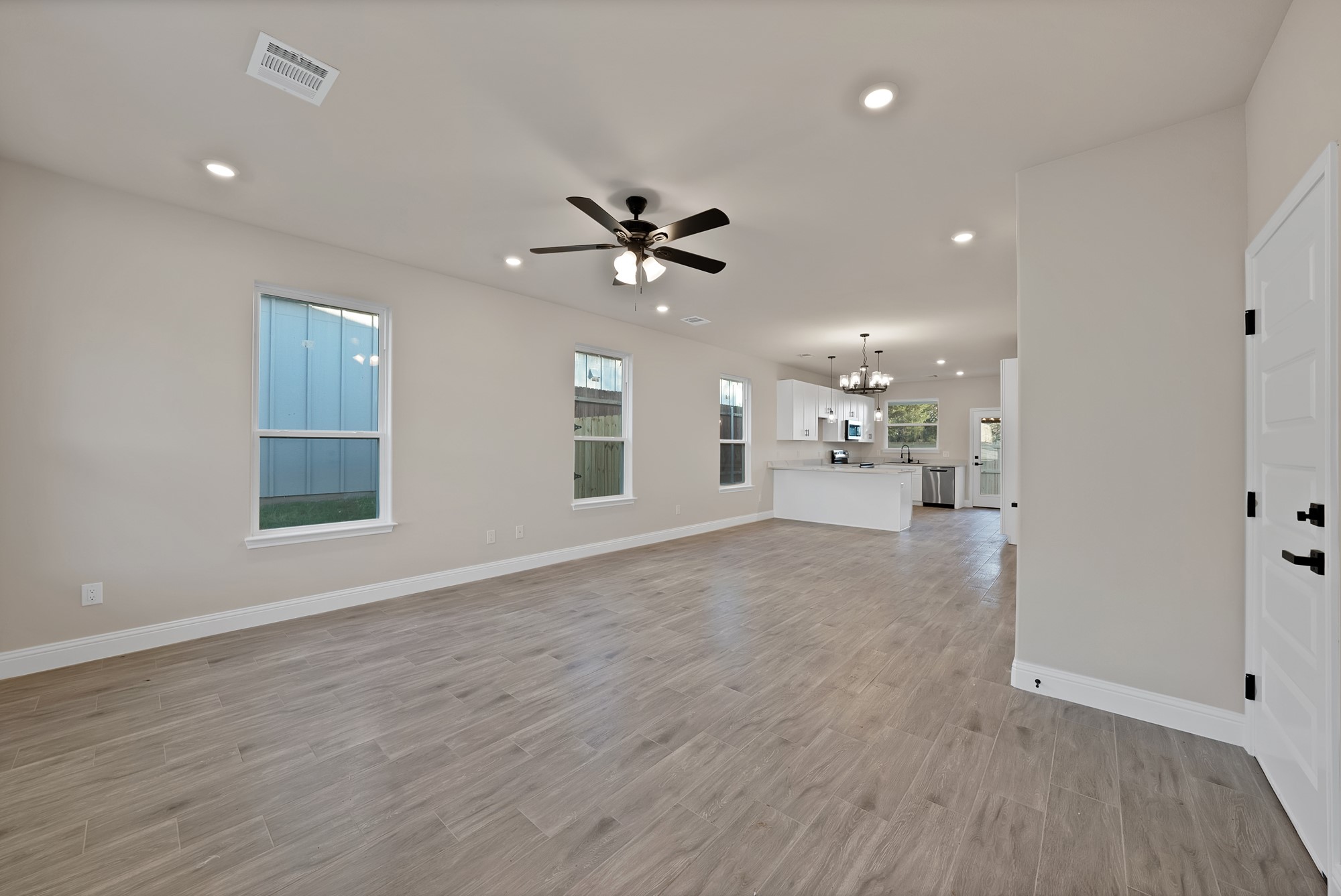 5712 San Jacinto Drive Granbury TX 76048