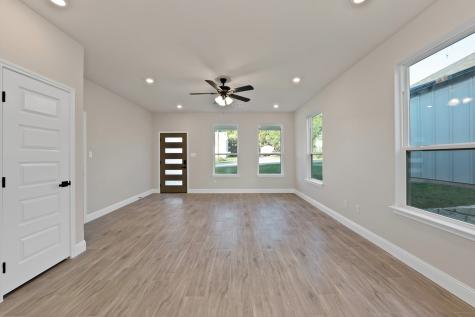 5712 San Jacinto Drive Granbury TX 76048