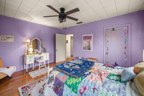 327 N Ponsard Street Troup TX 75789