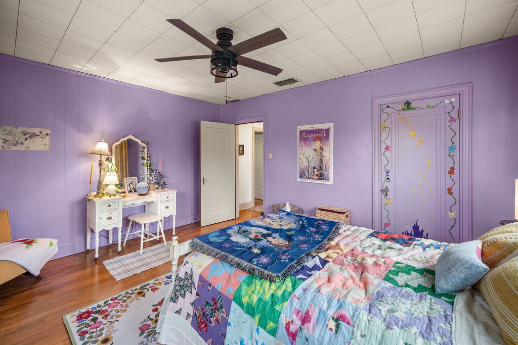 327 N Ponsard Street Troup TX 75789