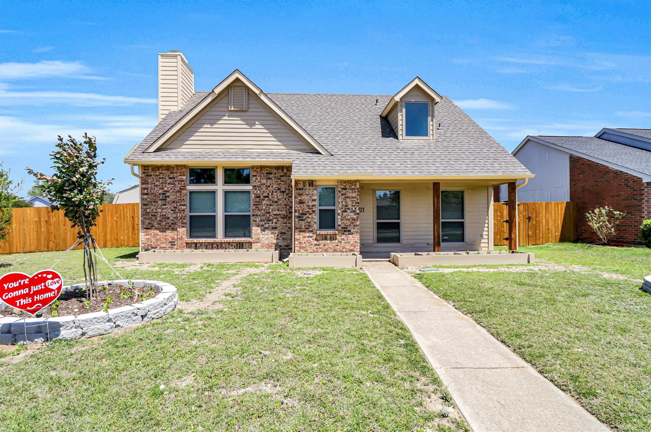401 S Cannady Drive Cedar Hill TX 75104