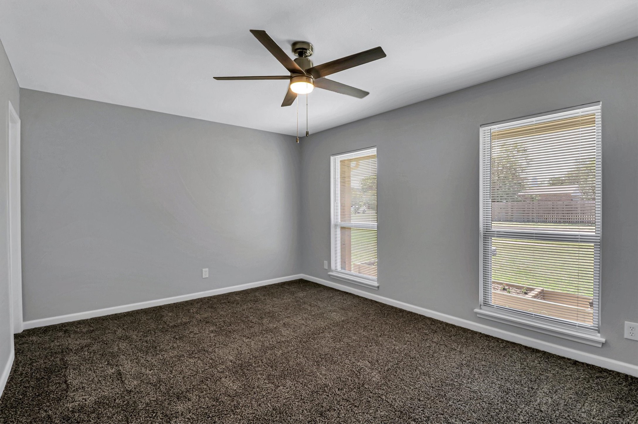 401 S Cannady Drive Cedar Hill TX 75104