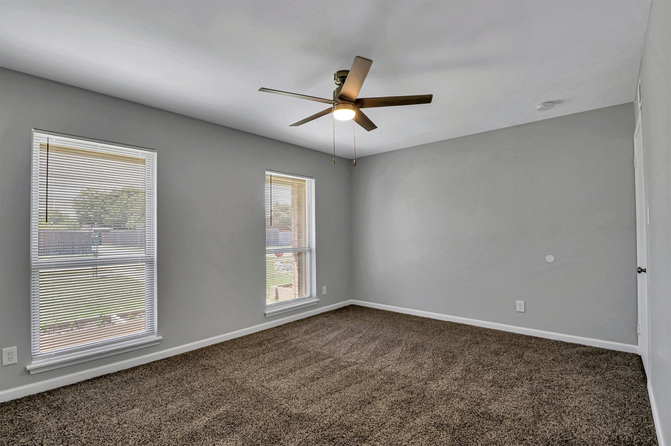 401 S Cannady Drive Cedar Hill TX 75104