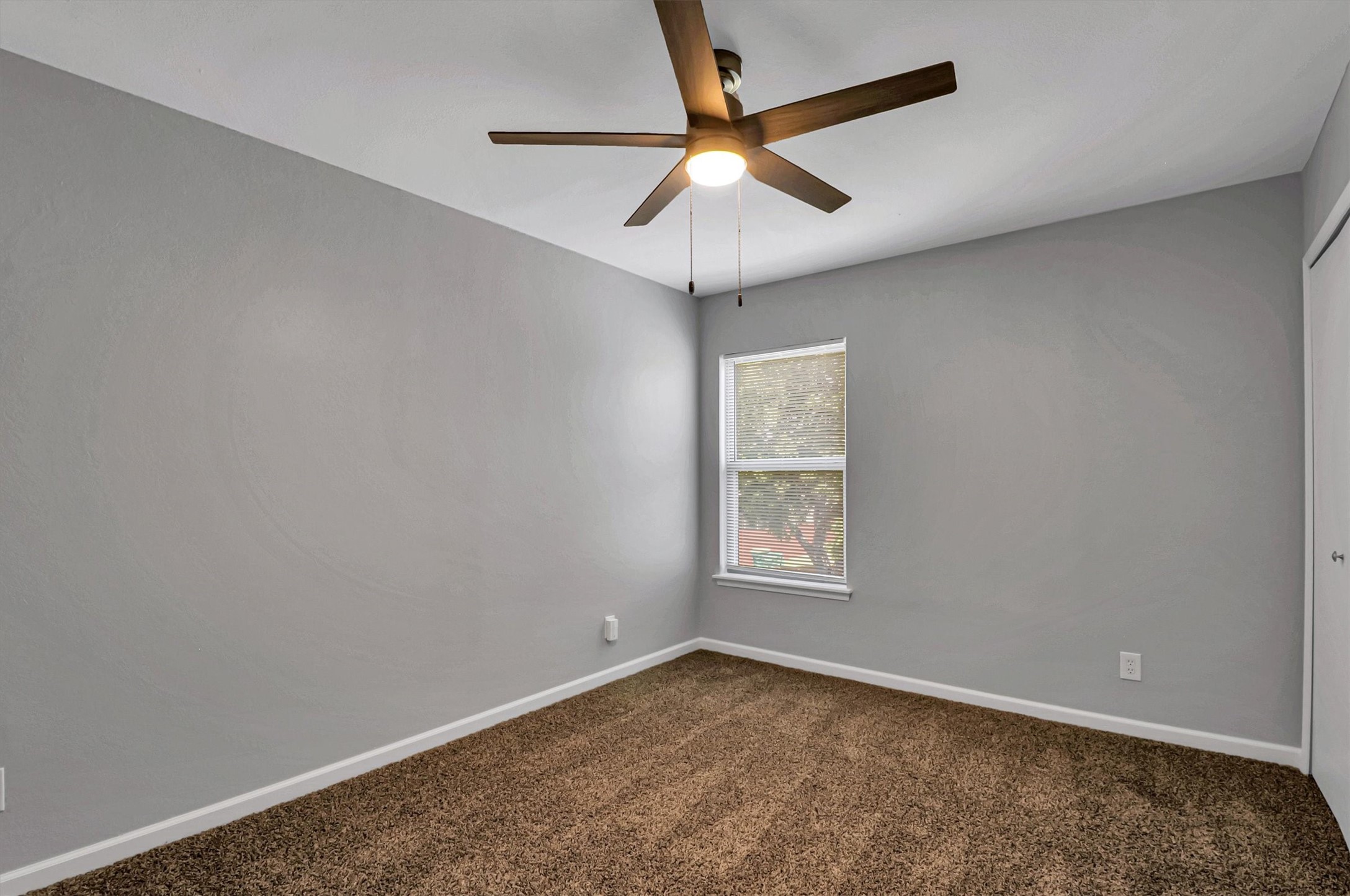 401 S Cannady Drive Cedar Hill TX 75104