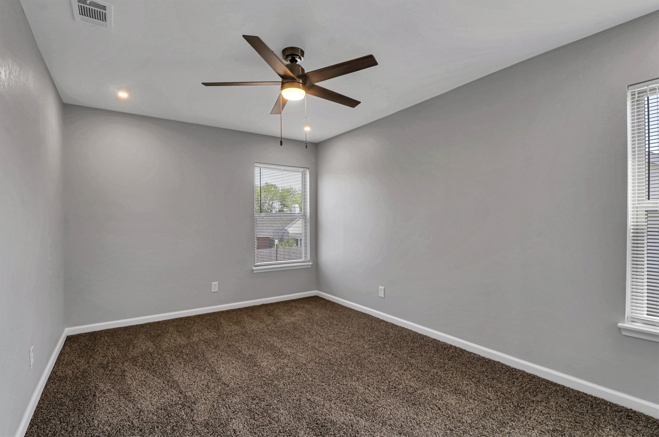 401 S Cannady Drive Cedar Hill TX 75104