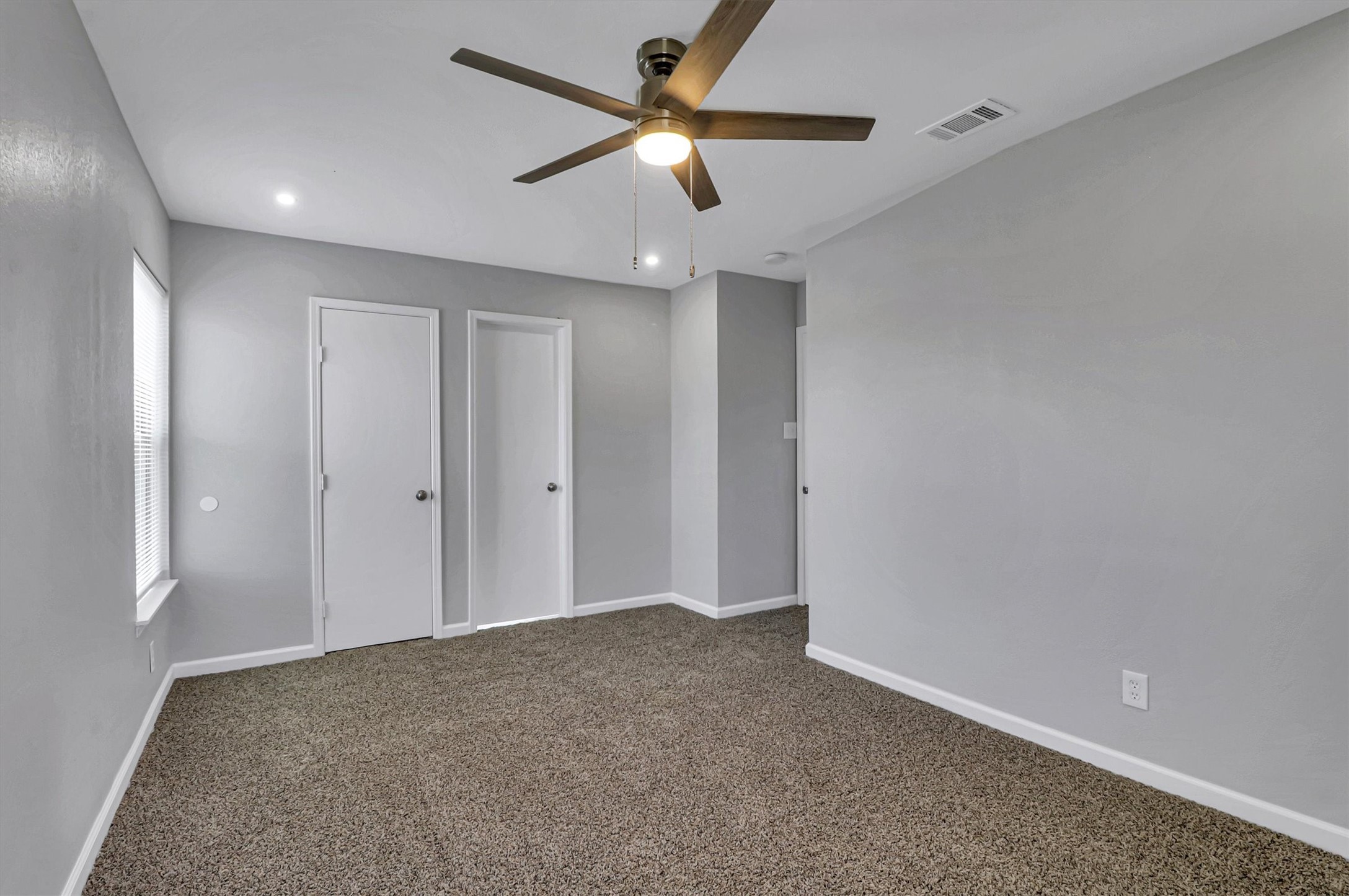 401 S Cannady Drive Cedar Hill TX 75104