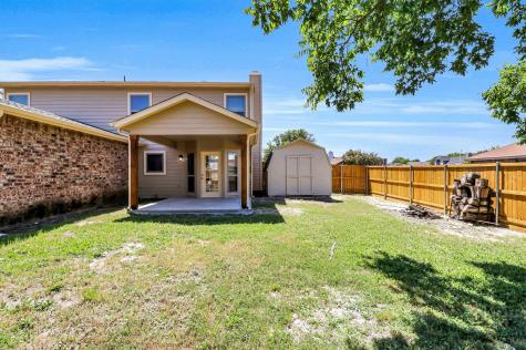 401 S Cannady Drive Cedar Hill TX 75104