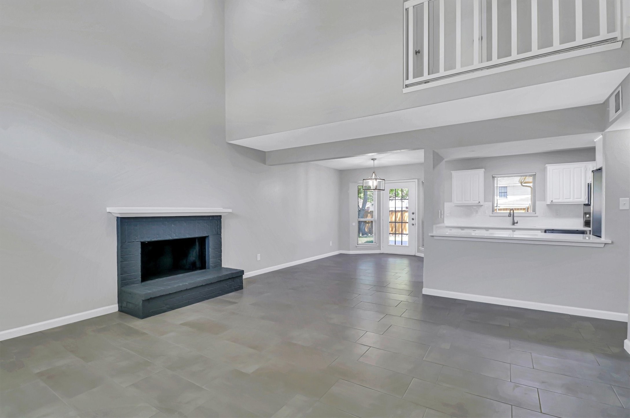 401 S Cannady Drive Cedar Hill TX 75104