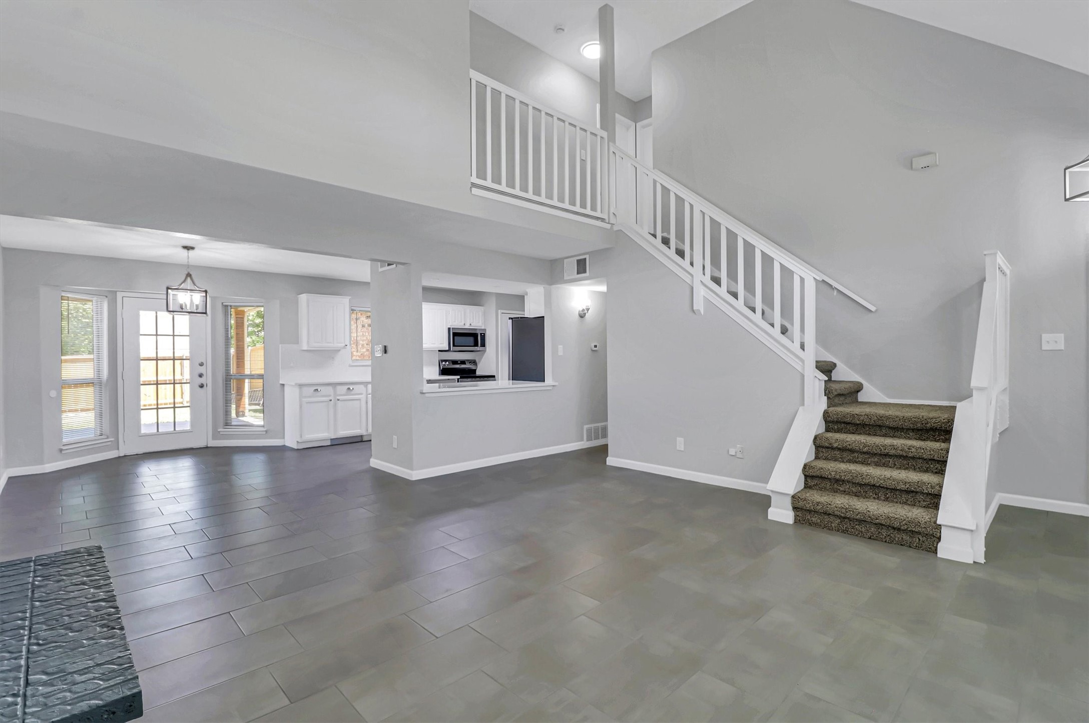 401 S Cannady Drive Cedar Hill TX 75104
