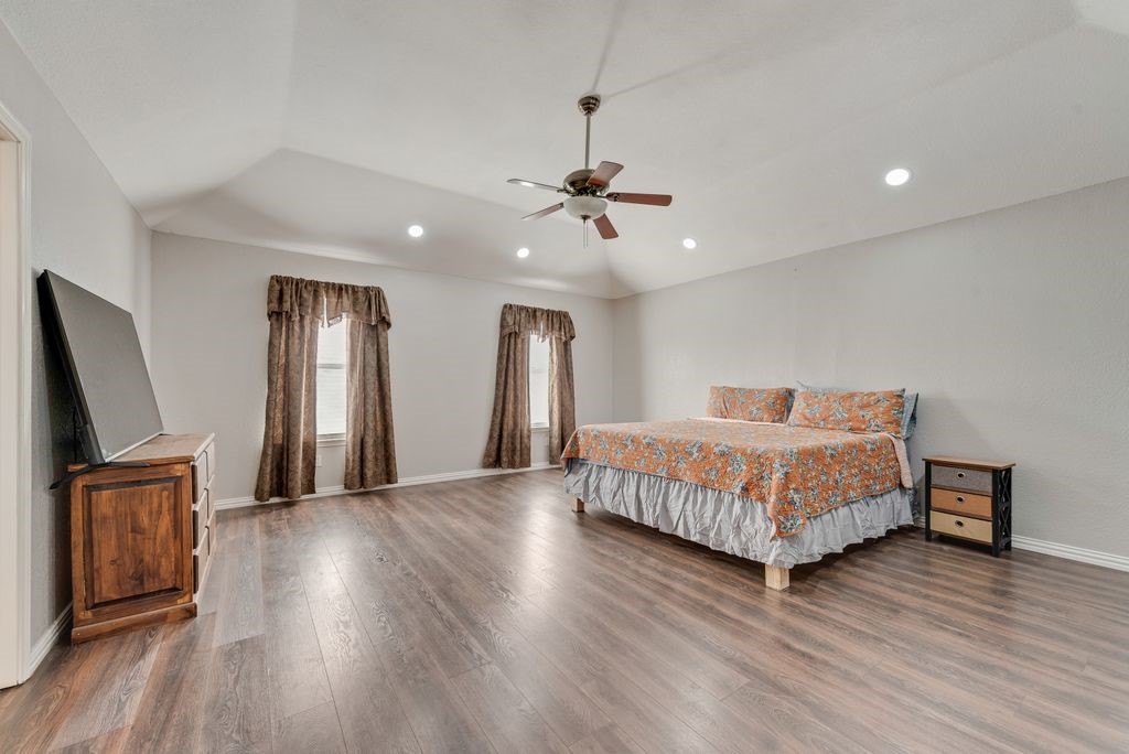 5701 Sea Breeze Lane Fort Worth TX 76135