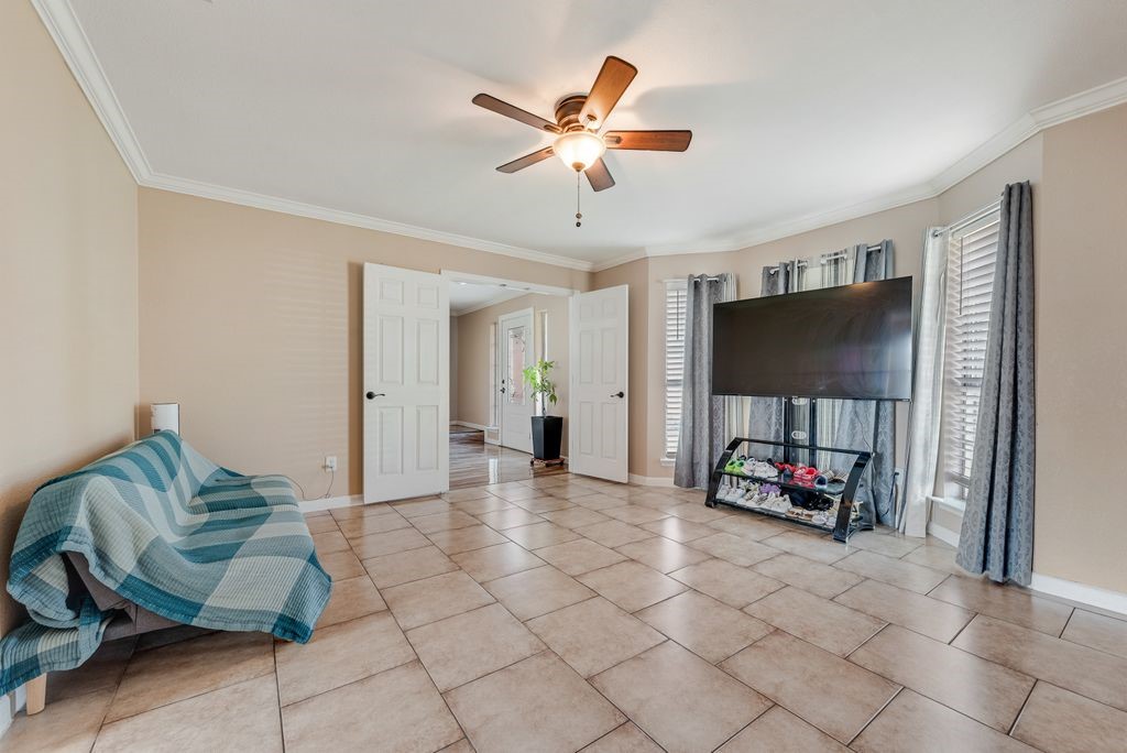 5701 Sea Breeze Lane Fort Worth TX 76135