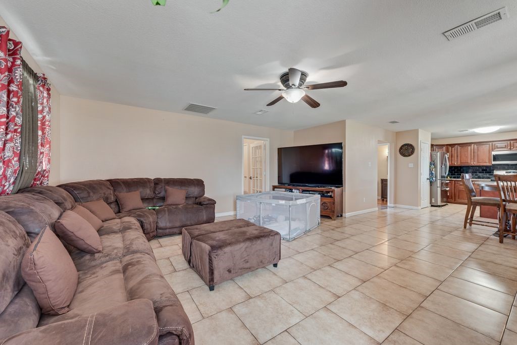 5701 Sea Breeze Lane Fort Worth TX 76135
