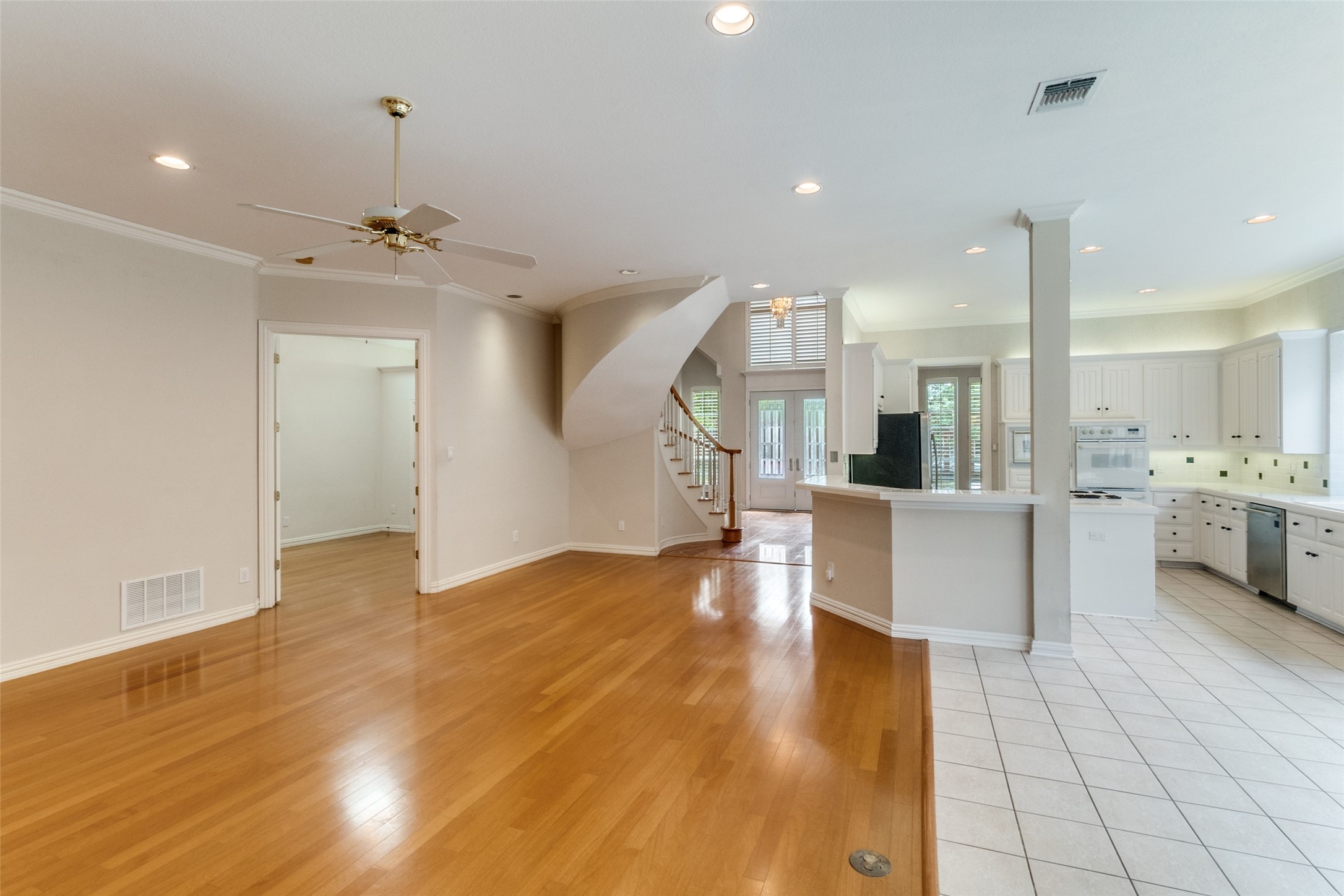 8607 Cherry Hill Drive Dallas TX 75243
