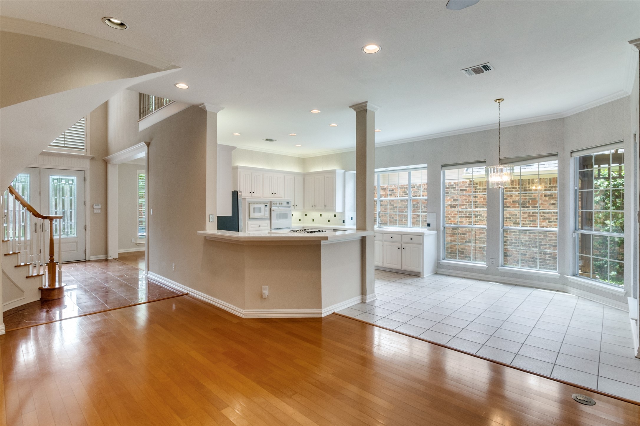 8607 Cherry Hill Drive Dallas TX 75243
