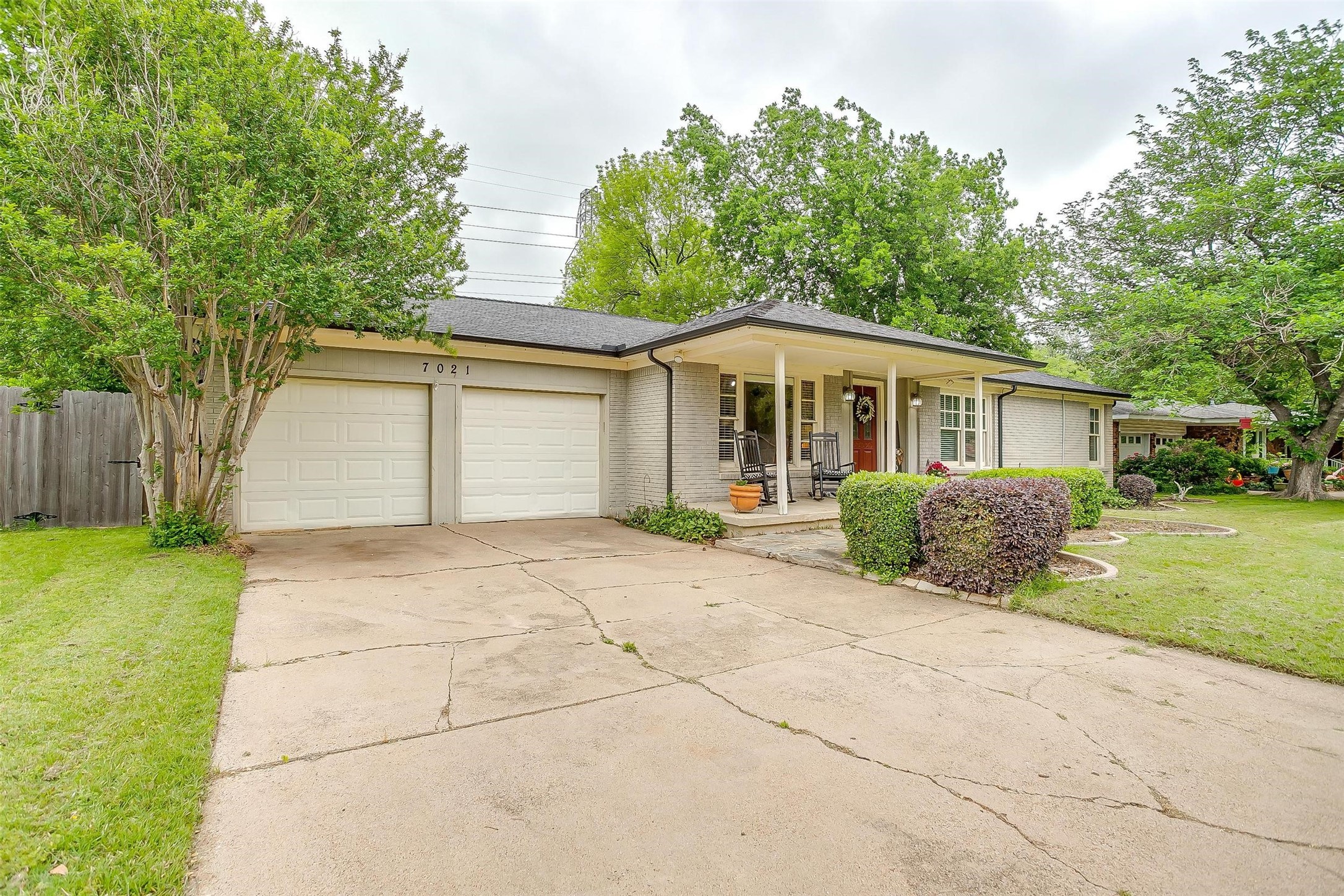 7021 Briley Drive North Richland Hills TX 76180