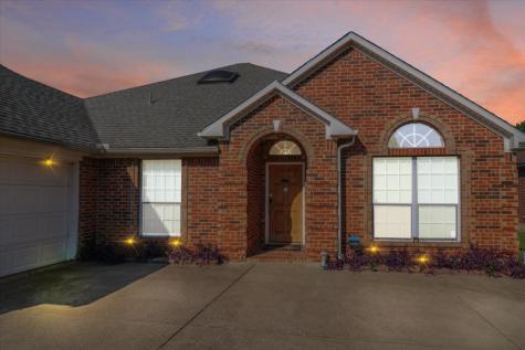 2707 Forest Lake Drive Grand Prairie TX 75052