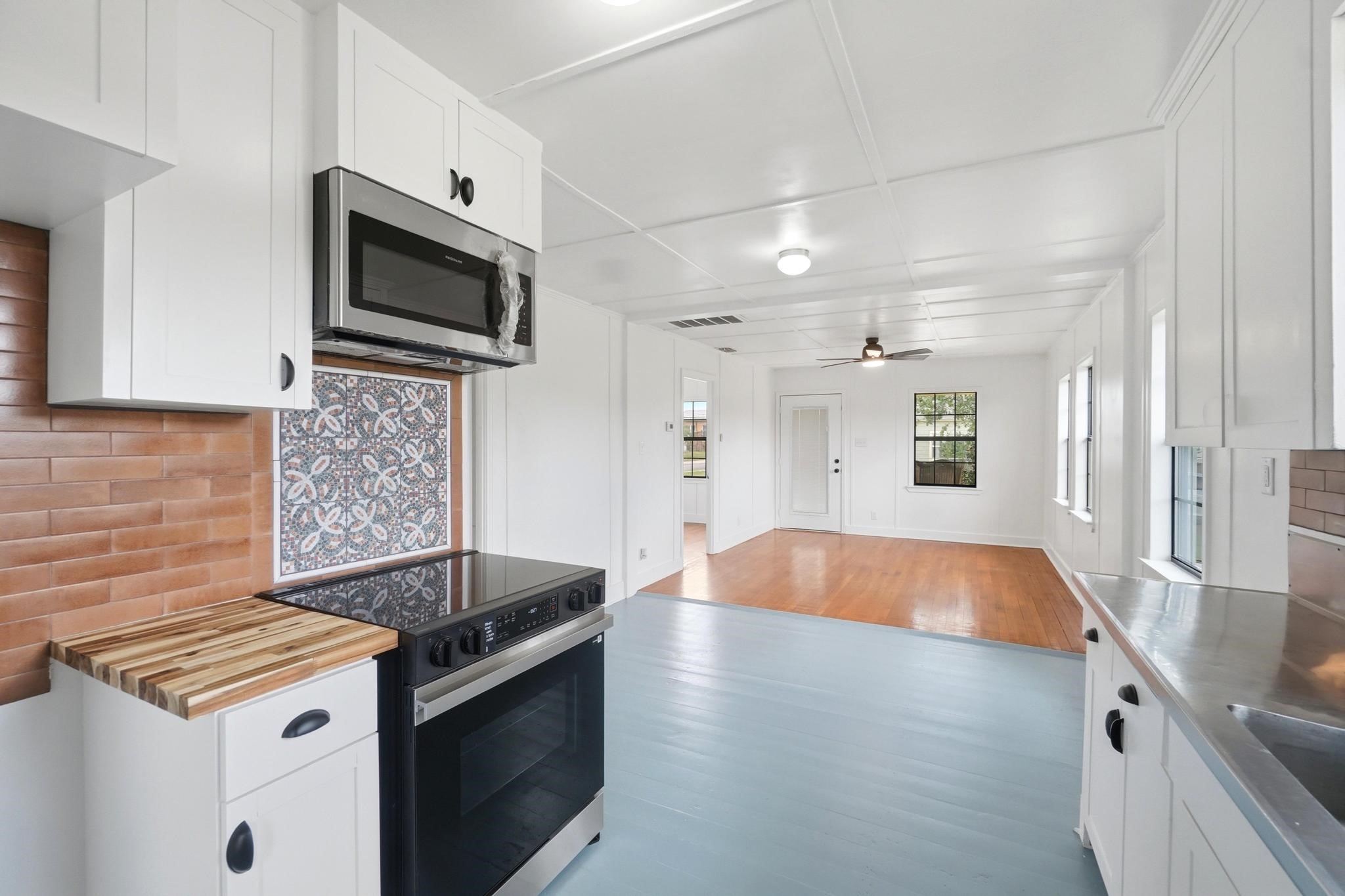 111 Rose Merkel TX 79536