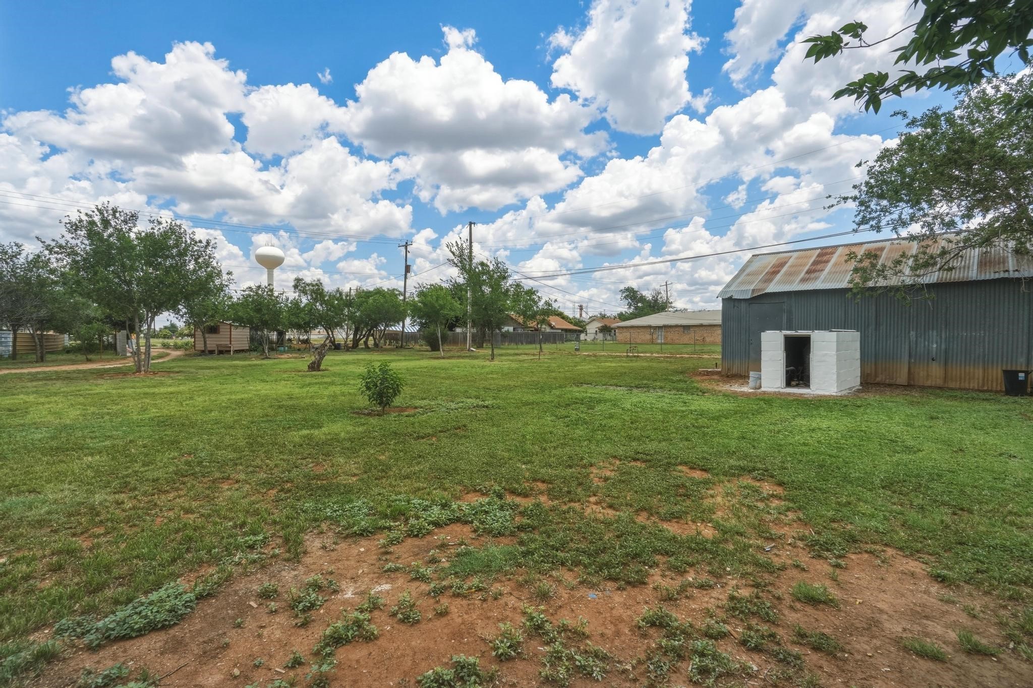 111 Rose Merkel TX 79536