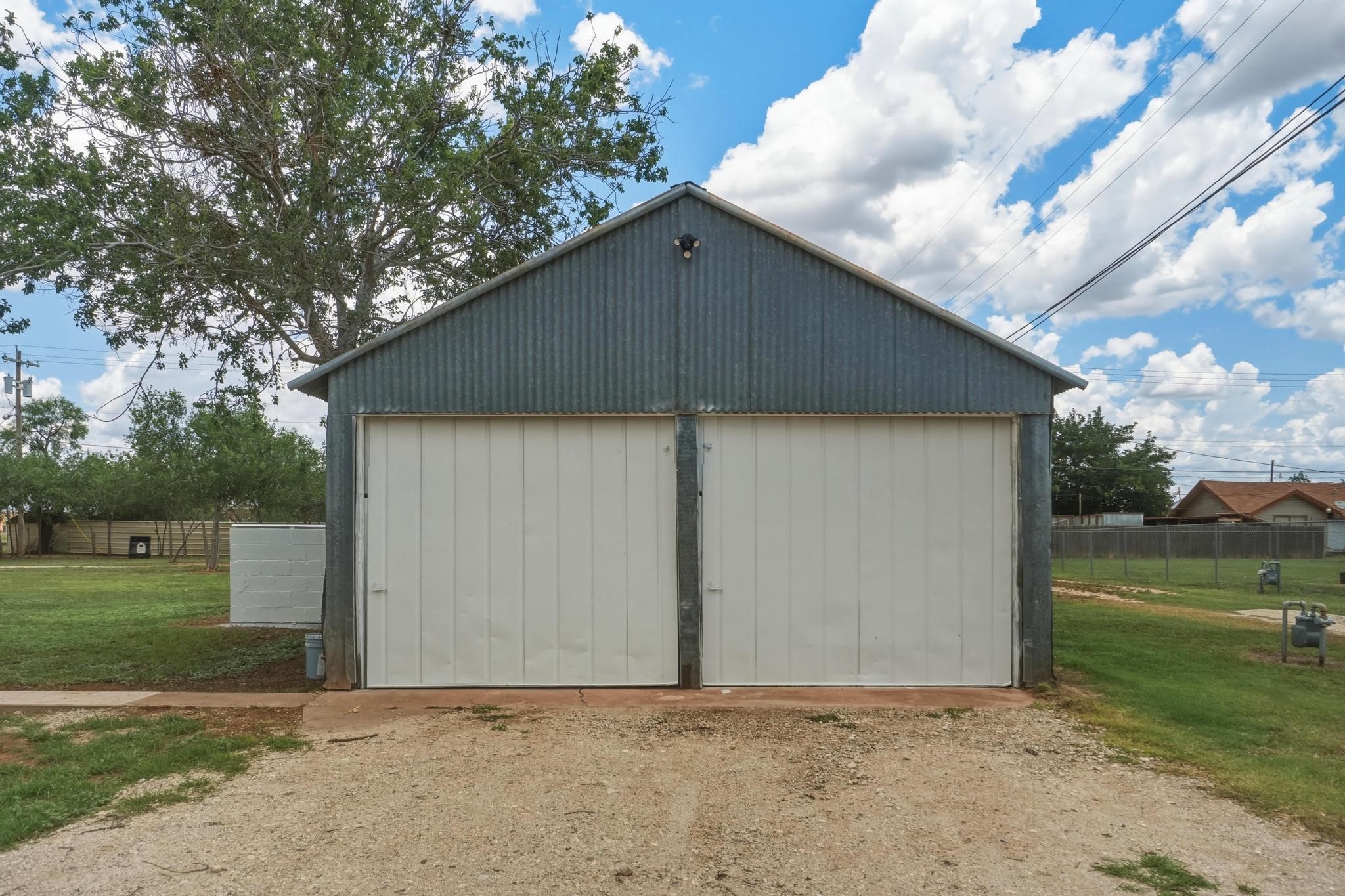 111 Rose Merkel TX 79536