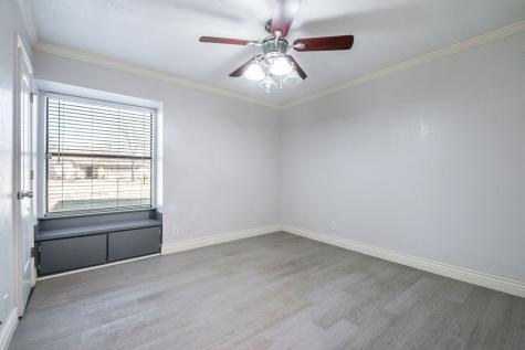 117 Haywood Drive Benbrook TX 76126