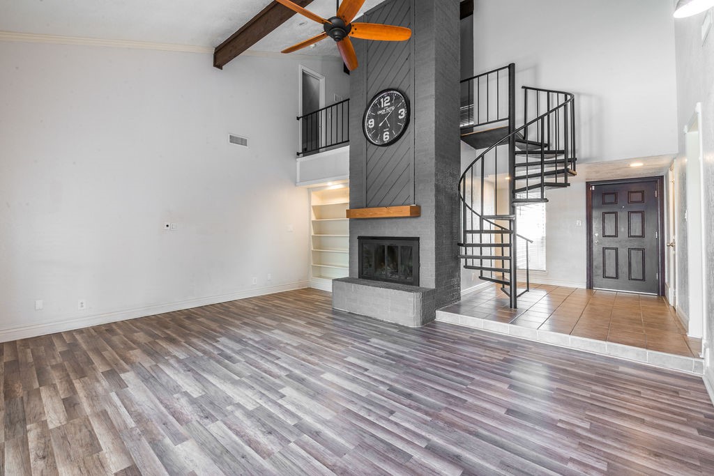 117 Haywood Drive Benbrook TX 76126