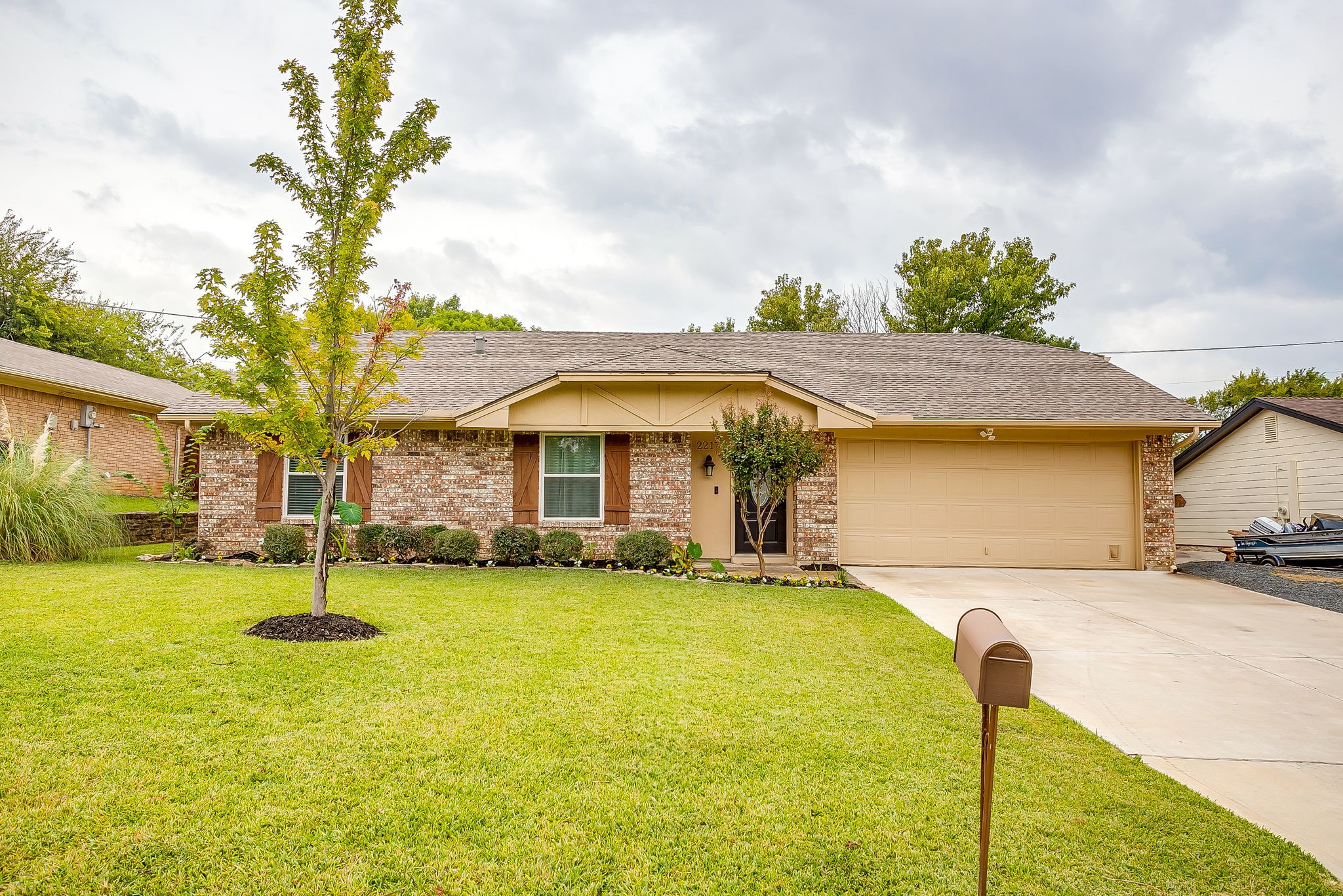 2217 Pecos Drive Grapevine TX 76051