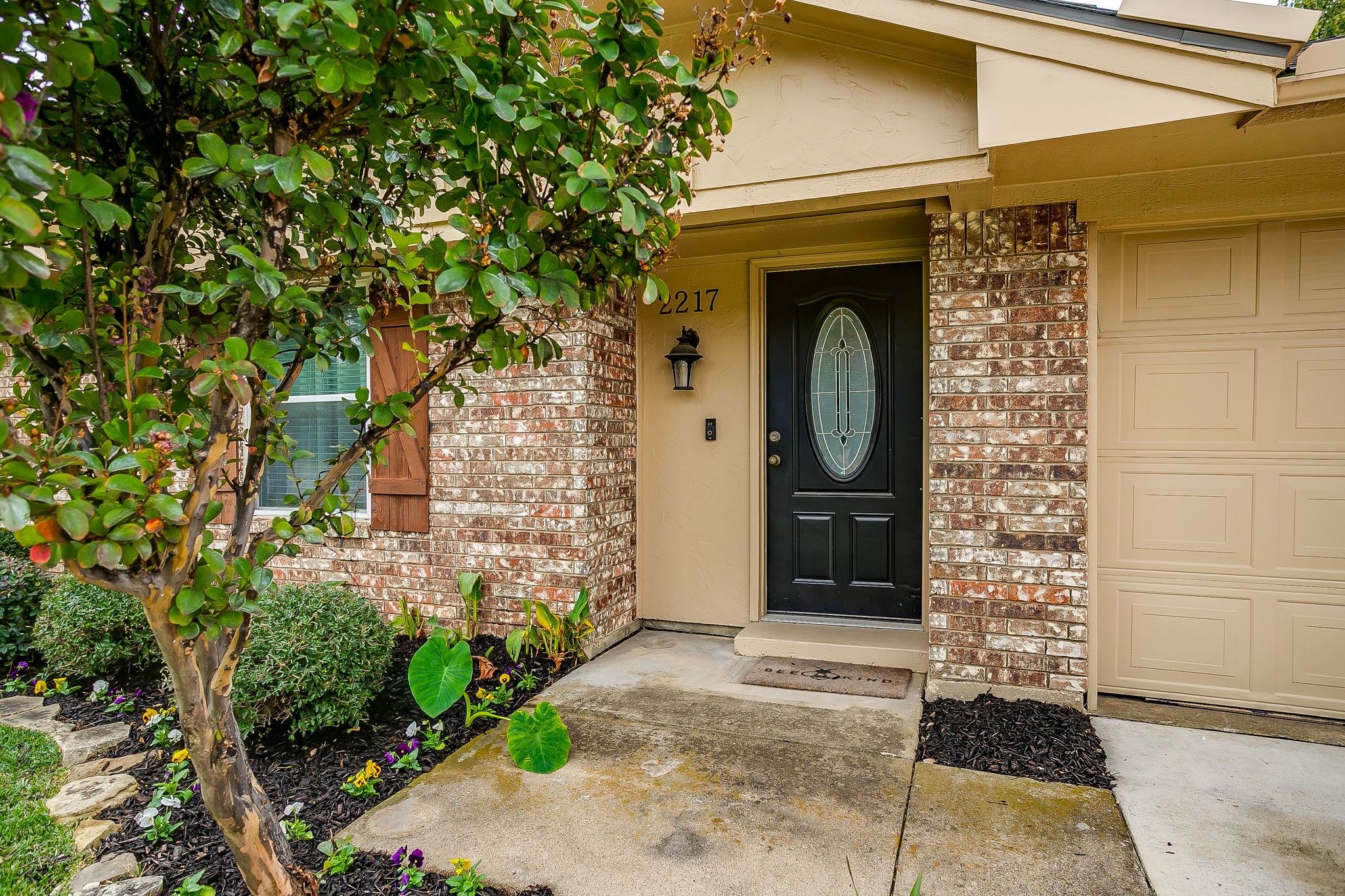 2217 Pecos Drive Grapevine TX 76051
