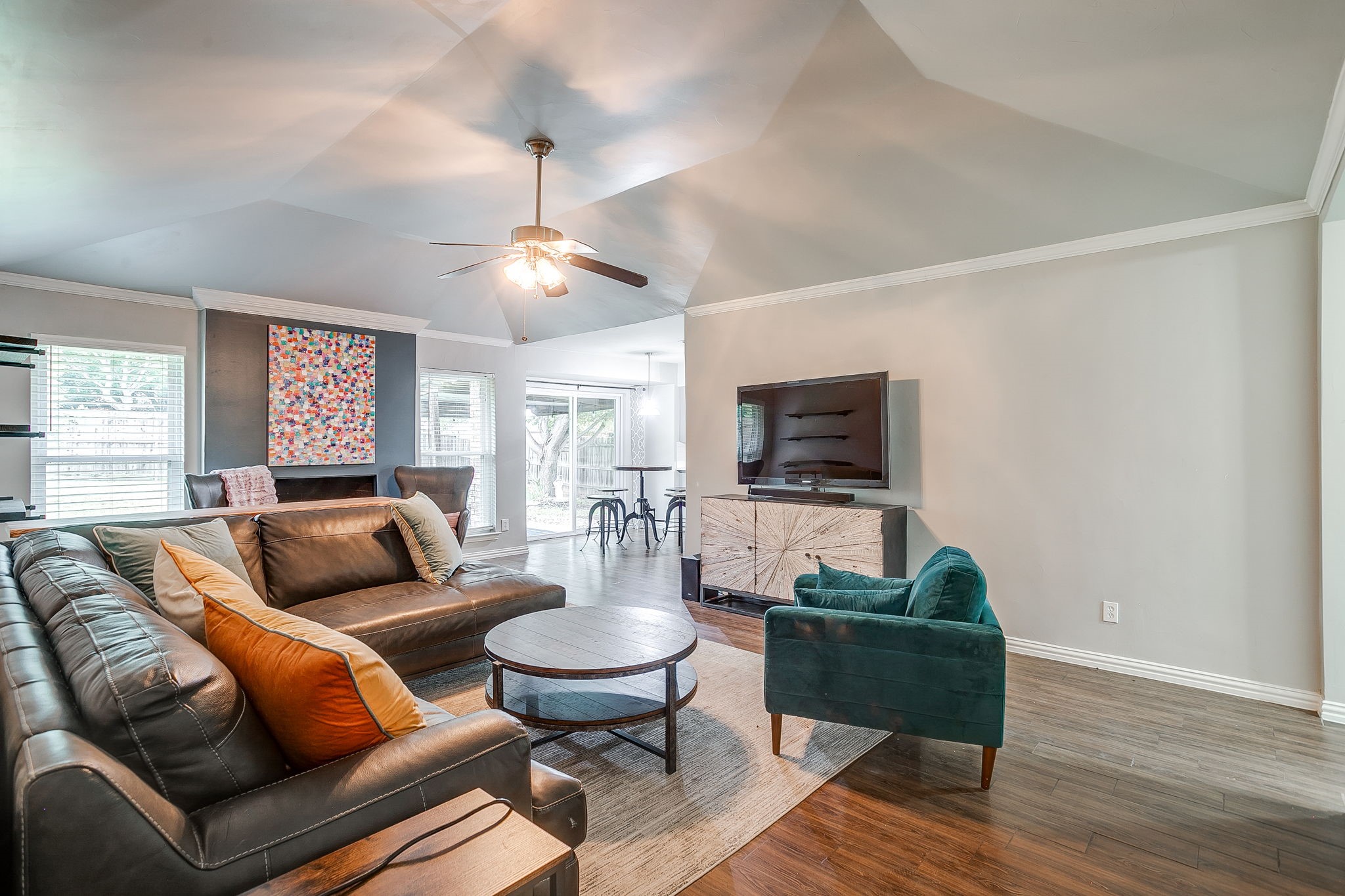 2217 Pecos Drive Grapevine TX 76051