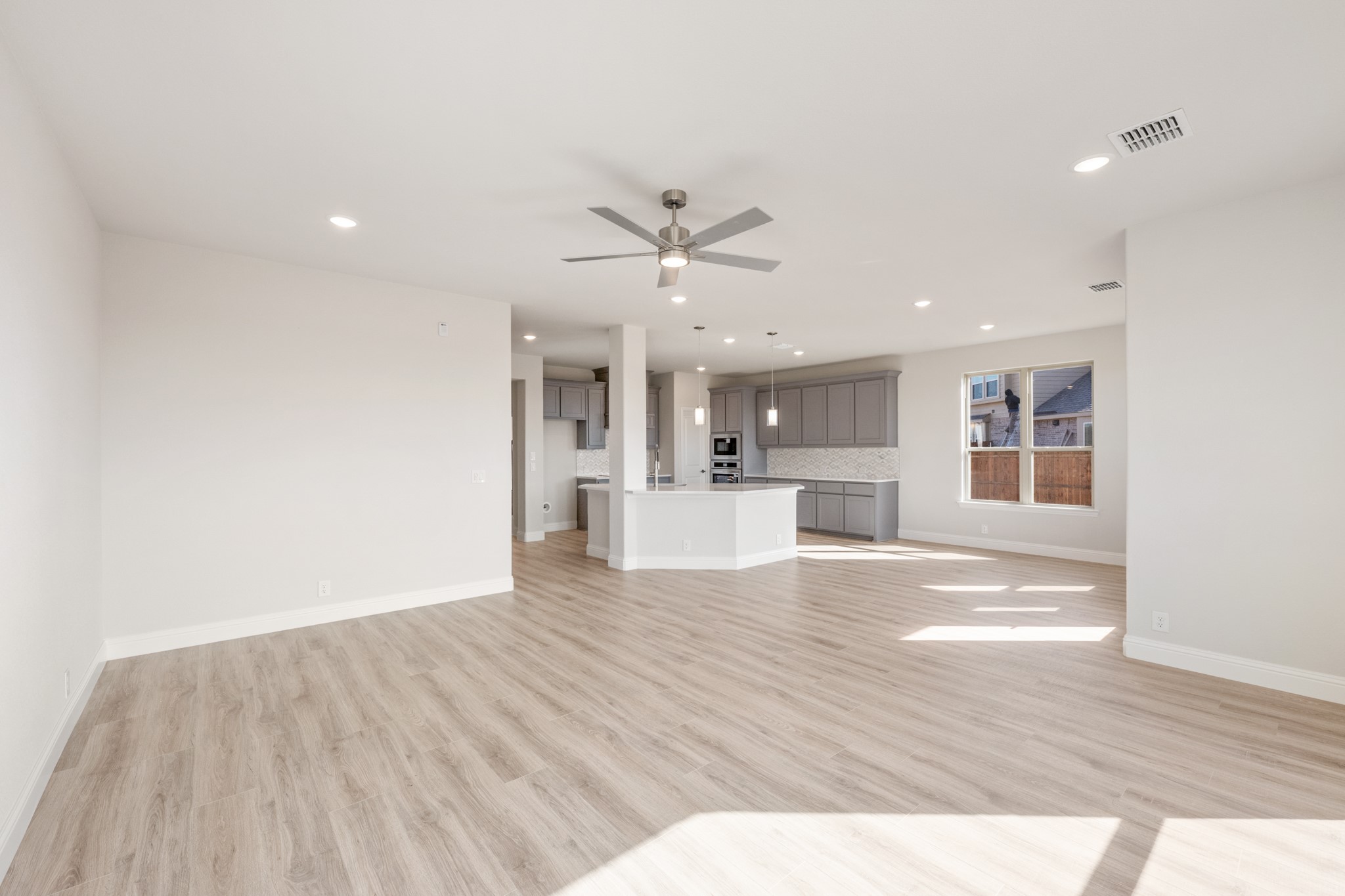 221 Coronado Court Granbury TX 76049
