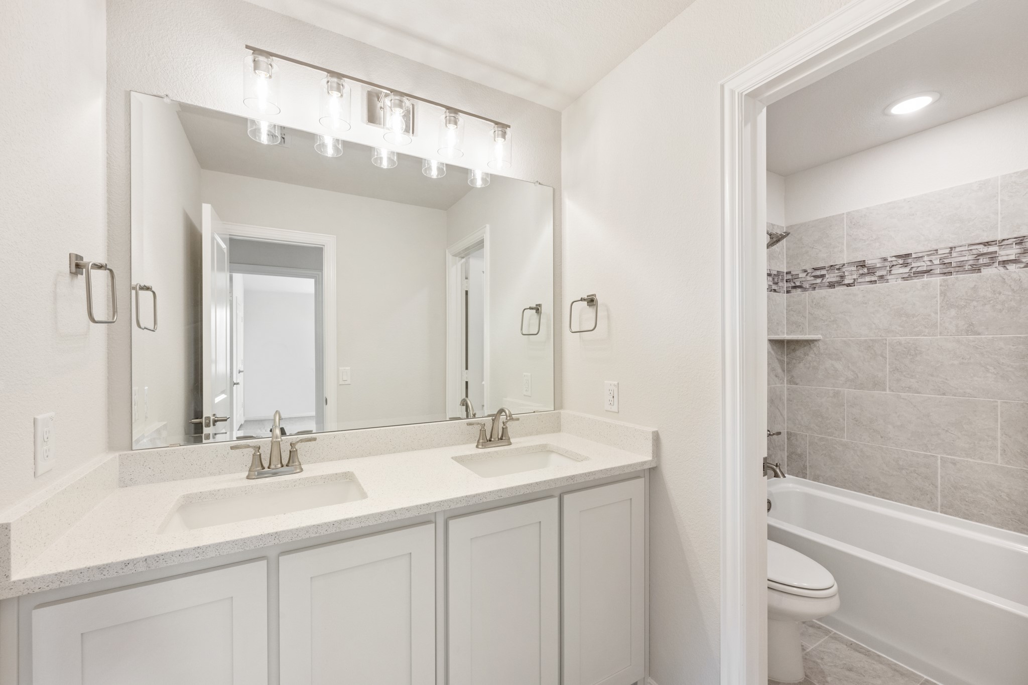 221 Coronado Court Granbury TX 76049