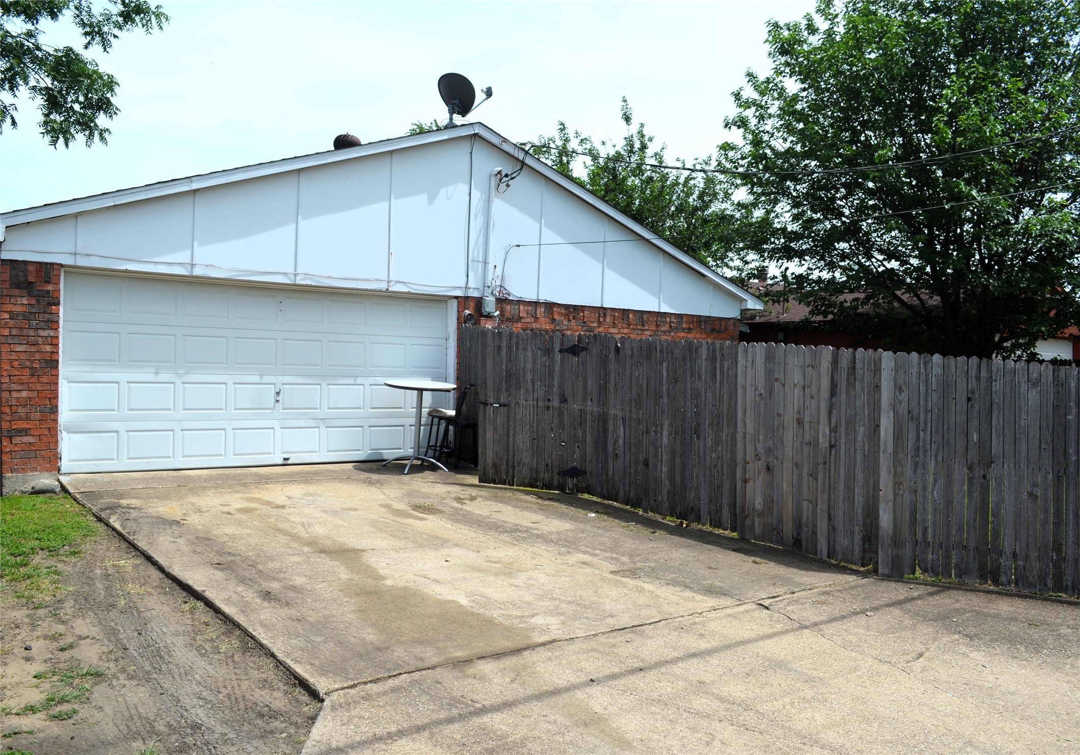 9615 Sophora Circle Dallas TX 75249