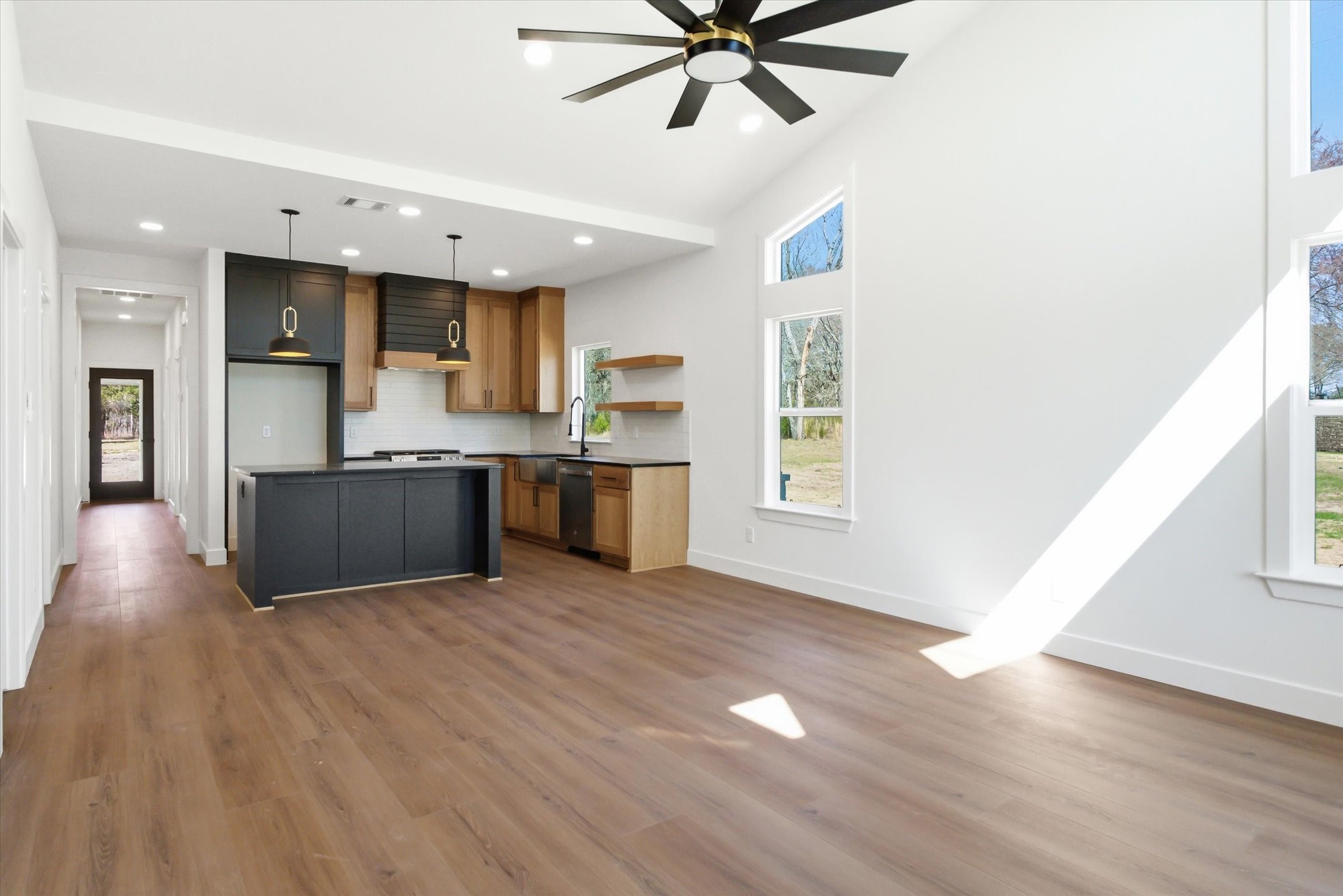 603 Vz County Road 3108 Edgewood TX 75117