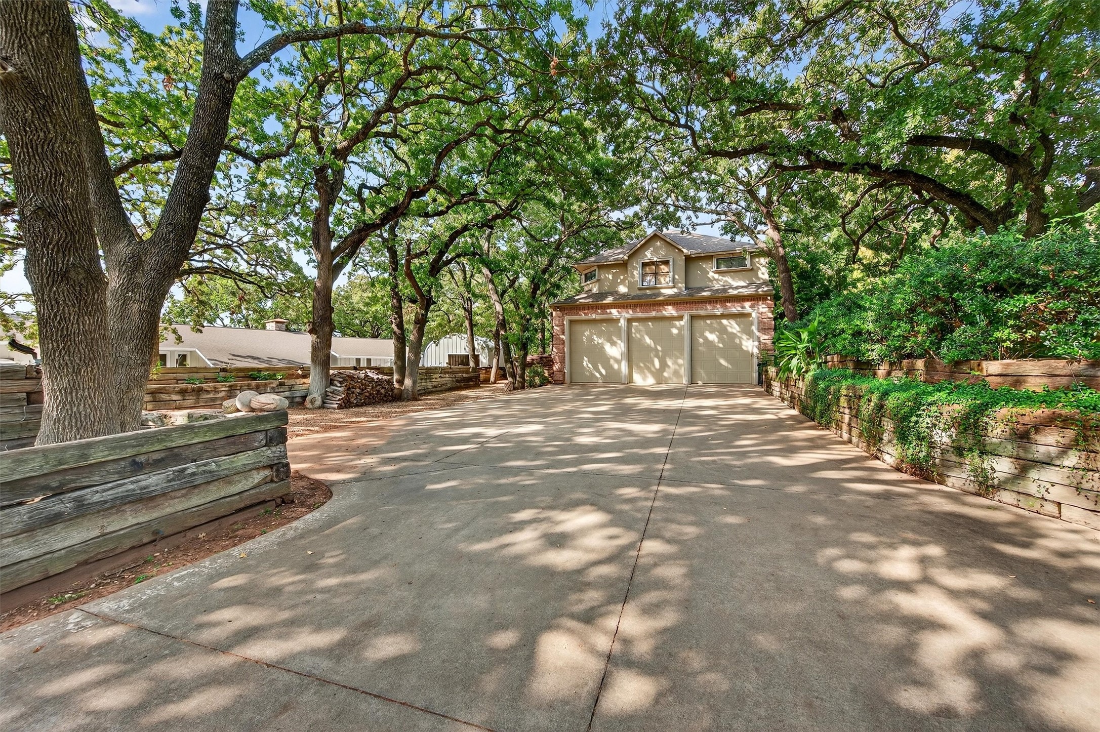 215 Hiland Acres Circle Pottsboro TX 75076