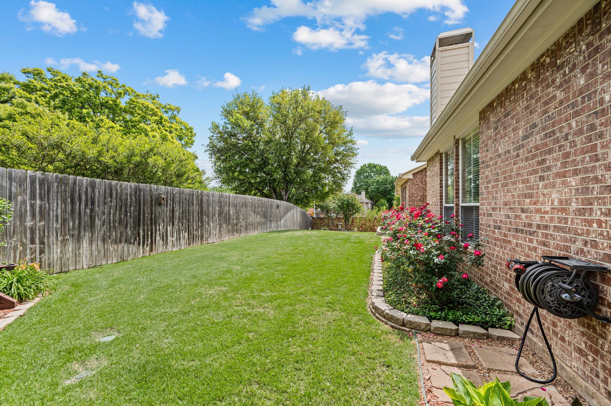 2806 Northwood Street Grapevine TX 76051