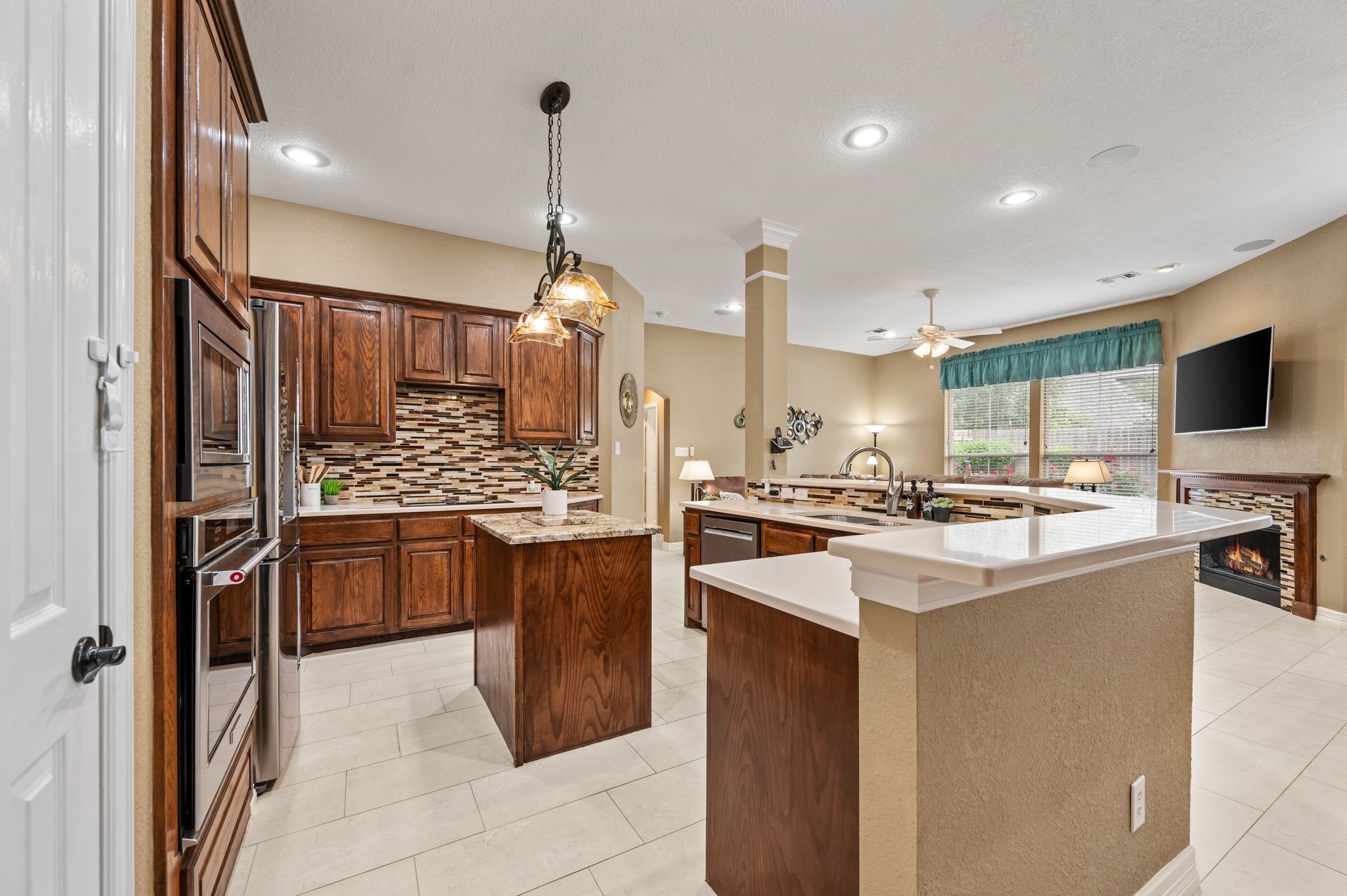 2806 Northwood Street Grapevine TX 76051