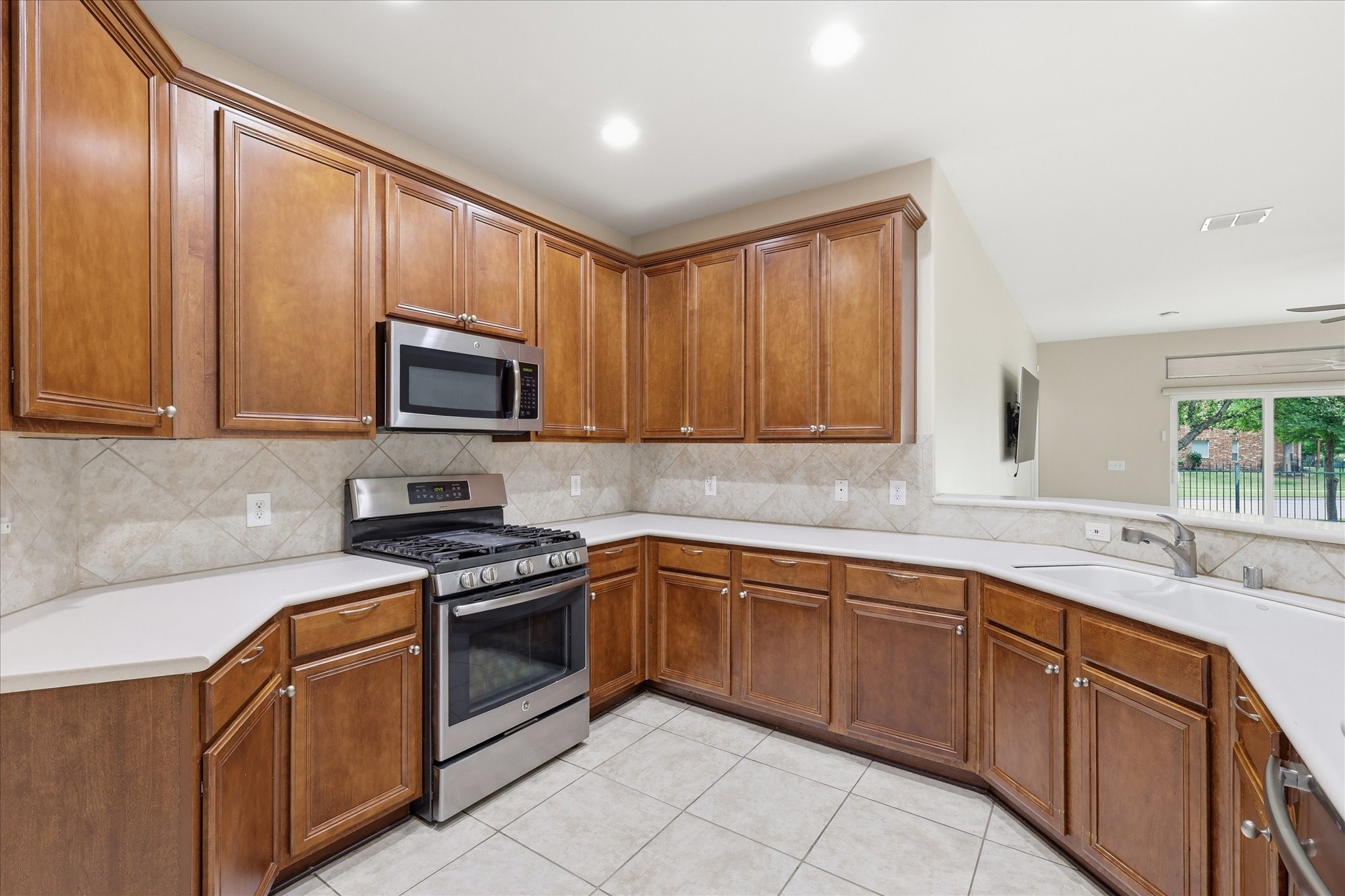 7586 Black Rock Cove Frisco TX 75036